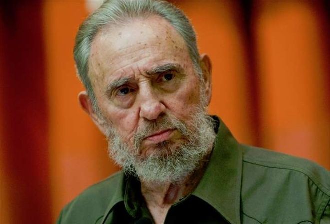 Fidel Castro vefat etti