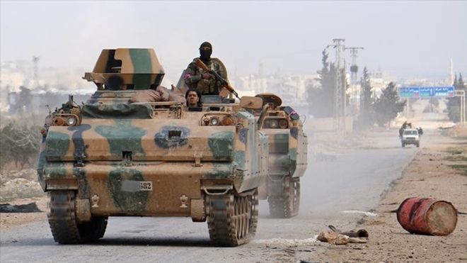 Suriyeli isyancılar ve Türk birlikleri İSİL´in elinde bulunan Al Bab´a girdi