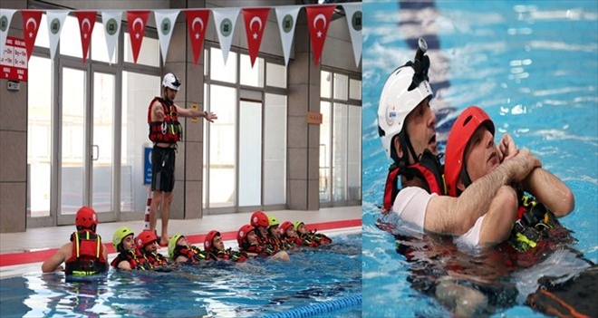 AFAD personeli, Yenimahalle havuzlarında eğitim alıyor