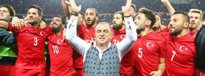 MİLLİ TAKIM´A VERİLECEK 500 BİN EURO´LUK PRİM DAVALIK OLDU