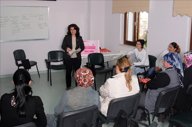 BAŞAKLI KADINLAR KANSERE KARŞI BİLİNÇLENDİ