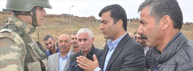 ASKER, DAĞLICA BÖLGESİNE GİTMEK İSTEYEN HDP´LİLERE İZİN VERMEDİ