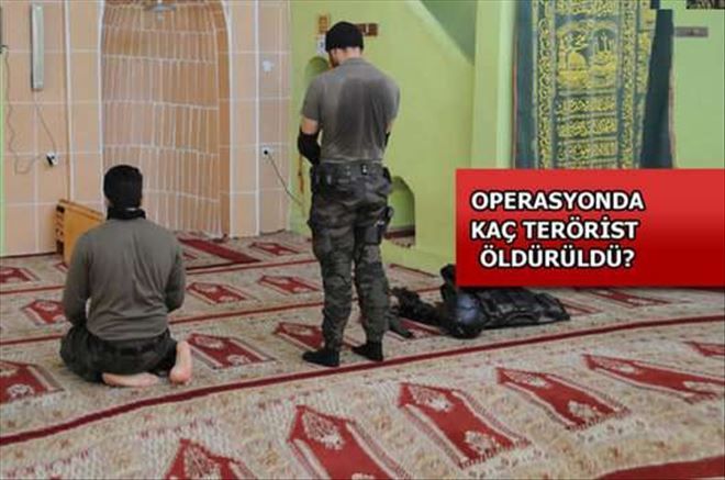 Özel harekat polisleri o camiyi açıp şükür namazı kıldı!