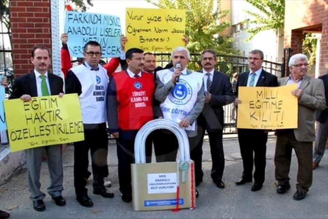 EĞİTİM SİSTEMİ ´PARAN VARSA OKU´ HALİNE GELDİ