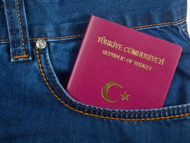 Pasaportlar yine zamlandı! İşte 2016 pasaport harç ücretleri