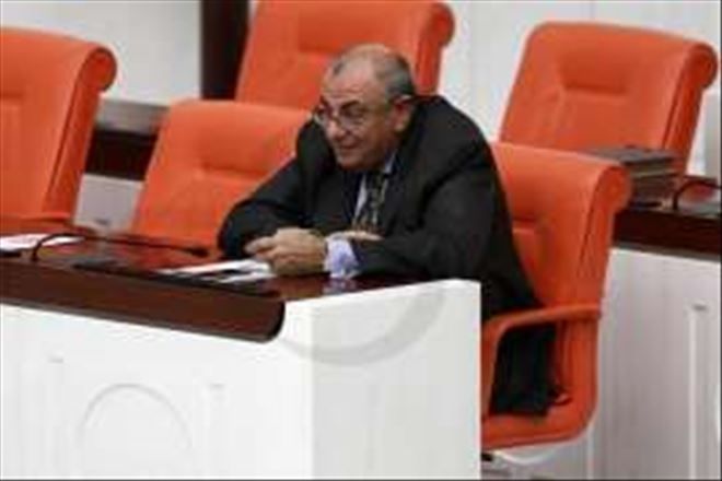Türkeş´e MİT TIR´larını sordular