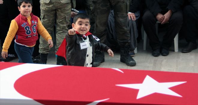 ŞEHİT OĞLU HERKESİ AĞLATTI