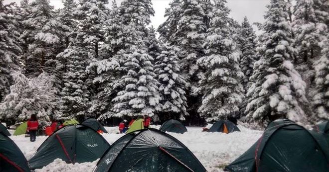Abant Tabiat Parkı´nda eksi 15 derecede kış tatbikatı