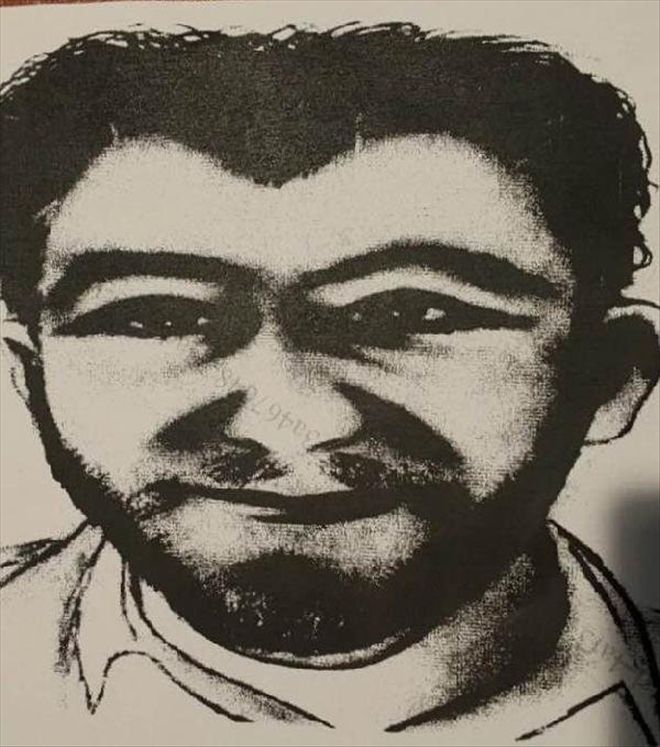 Kendini Patlatan 2 Teröristle Bağlantısı Olduğu Belirtilen Bir Kişi İçin Polis Harekete Geçti