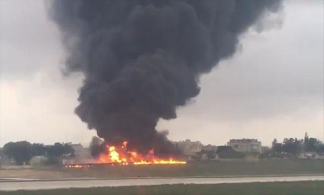 Malta´da Ab Yetkililerini Taşıyan Küçük Uçak Düştü : 5 Ölü