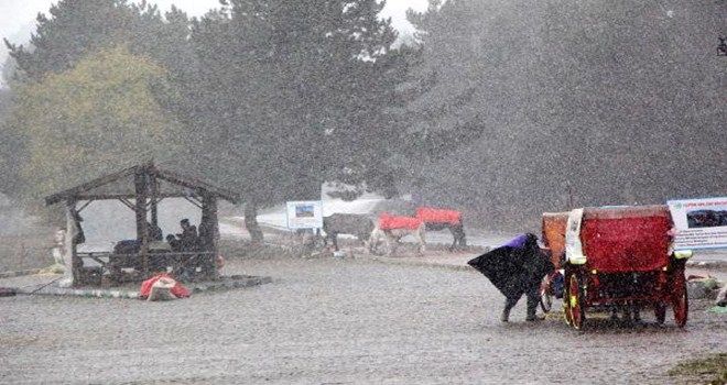 Kartalkaya Beyaza Büründü 