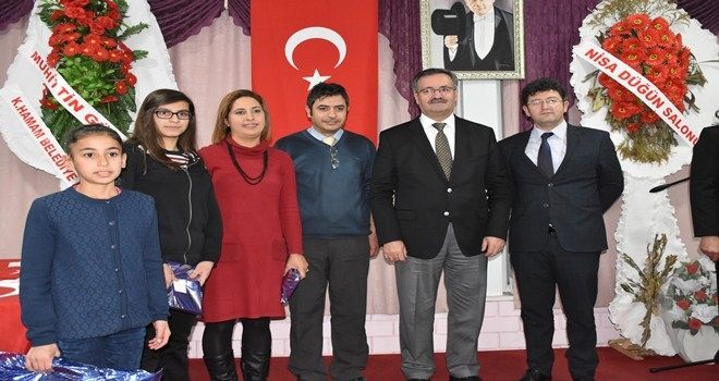 ÖĞRETMENLER GÜNÜ ÖZEL PROGRAMI AKŞAM YEMEĞİYLE KUTLANDI