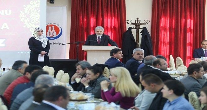 SİNCAN BELEDİYESİNDEN ÖĞRETMENLER GÜNÜ´NE ÖZEL PROGRAM 