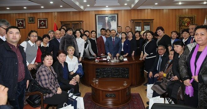 DEMİREL KAZAK ÖĞRETMENLERİ AĞIRLADI