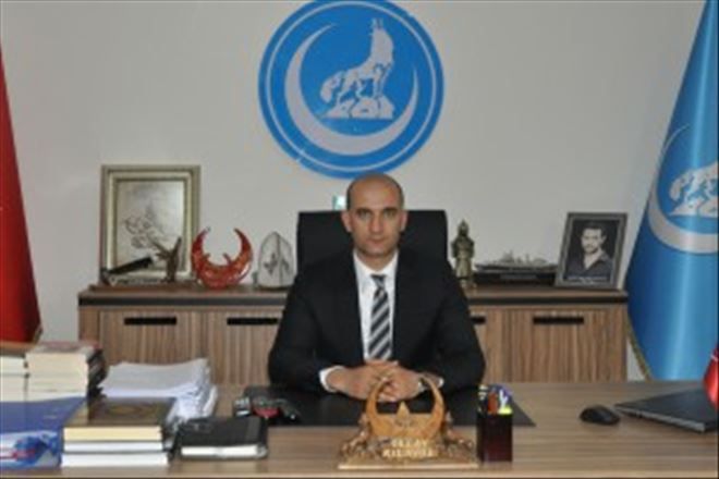 DÜNYA TÜRKMEN KIYIMINA SUSKUN