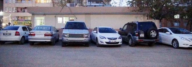 Suriyeli Oto Galericilere Baskın: 4 Gözaltı