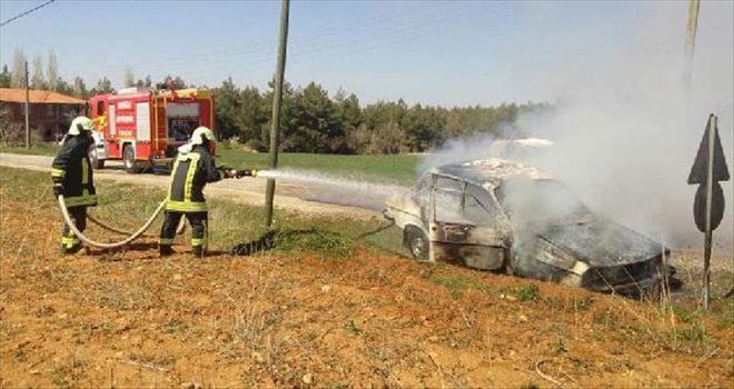 Engelli Sürücü Yanan Otomobilden Son Anda Canını Kurtardı