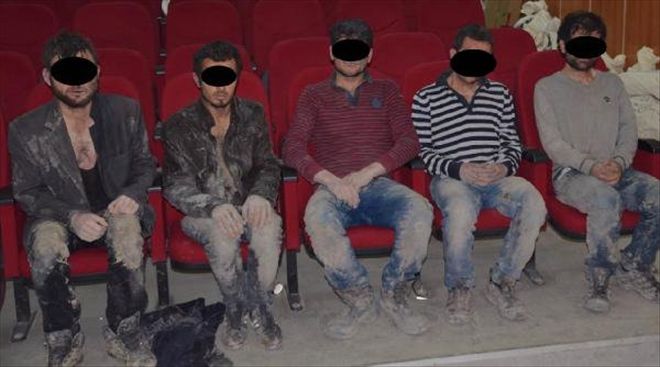 YÜKSEKOVA´DA 7 PKK´LI TESLİM OLDU 