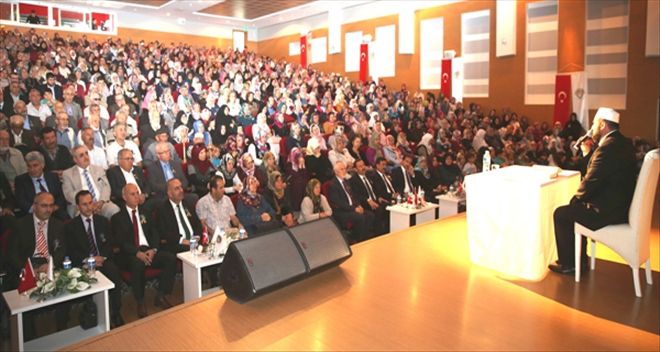 PEYGAMBER SEVGİSİ SALONLARA SIĞMADI