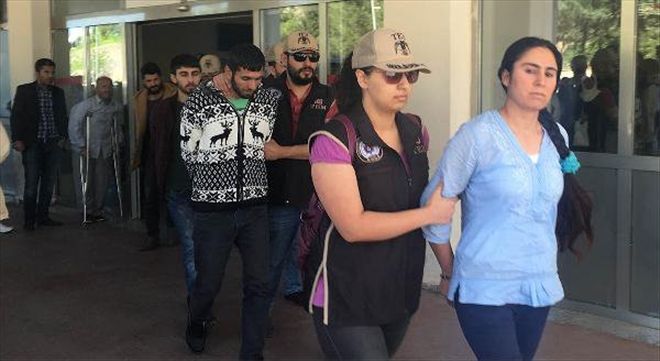 ŞANLIURFA´DA PKK OPERASYONUNDA GÖZALTINA ALINAN 15 KİŞİ ADLİYEYE SEVK EDİLDİ