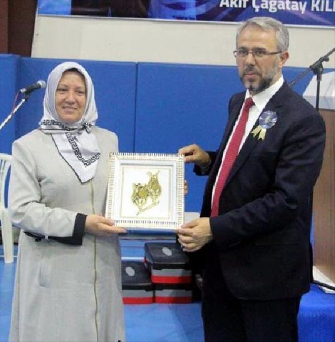 ELENA, MÜSLÜMAN OLUP LEYLA ADINI ALDI