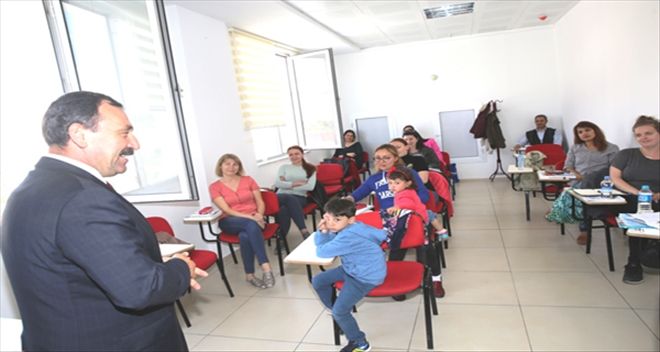 DEMİREL, TÜRKÇE KURSUNU TEST ETTİ