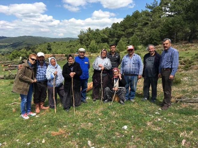 BASTONLARIYLA SANTRAL DİRENİŞİNE DESTEK VERDİLER