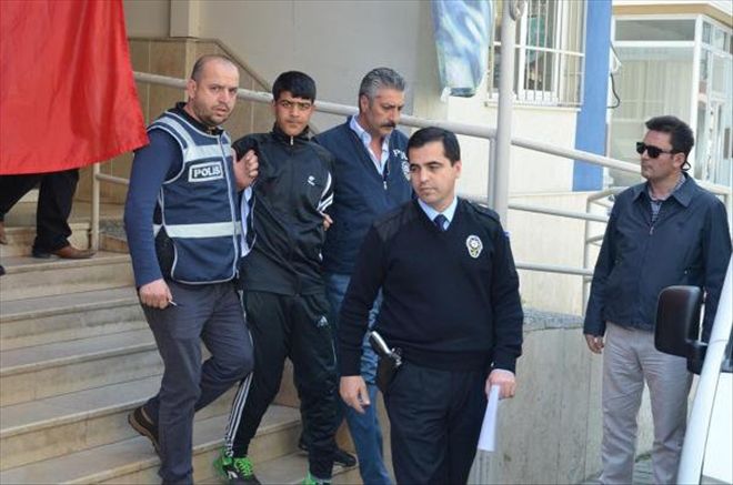 3 Polisi Bıçakla Yaralayan Şüpheli Serbest