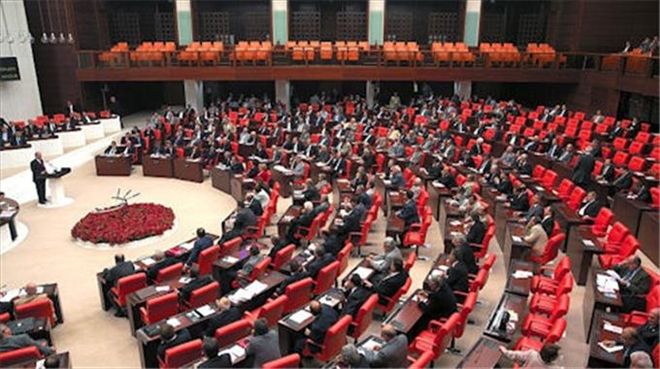 MECLİS´TE DOKUNULMAZLIK GÖRÜŞMELERİ BAŞLADI 