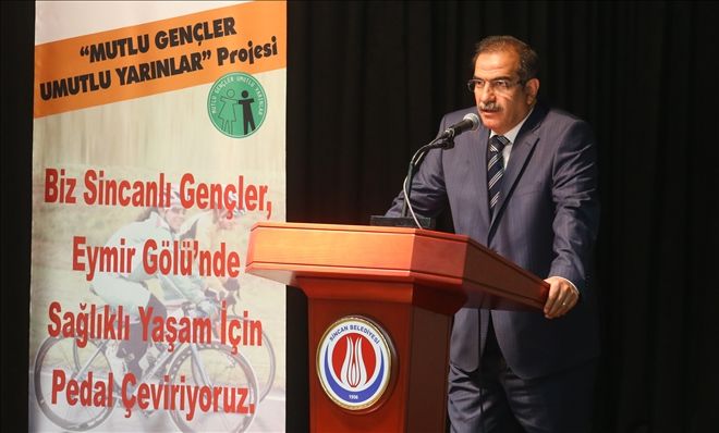 SİNCAN KAYMAKAMLIĞI MUTLU GENÇLERLE DAHA UMUTLU YARINLARA ADIM ATIYOR
