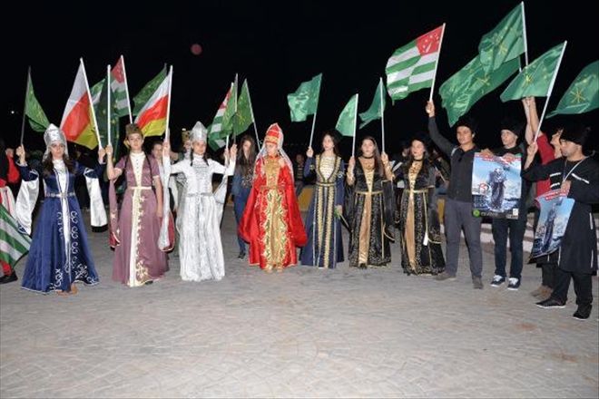 MERSİN´DE ÇERKEZLER SOYKIRIM VE SÜRGÜNÜ ANDI