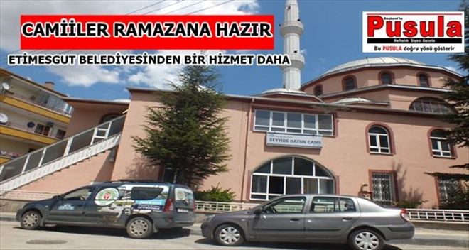 ETİMESGUT BELEDİYESİNDEN CAMİİ TEMİZLİĞİ