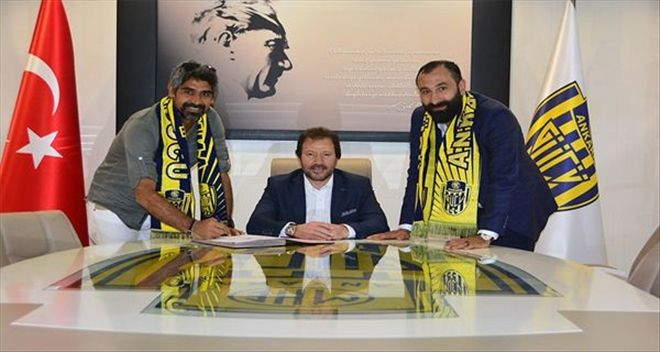 ANKARAGÜCÜ İSMET TAŞDEMİR´LE ANLAŞTI 