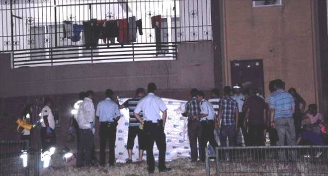 BUNALIMA GİREN GENÇ KIZ İNTİHAR ETTİ