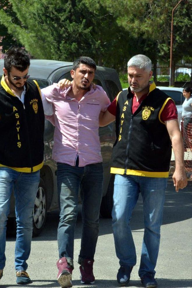 VİLLANIN SALONUNDA KÖPEKLE KARŞILAŞAN HIRSIZ BÖYLE KAÇTI