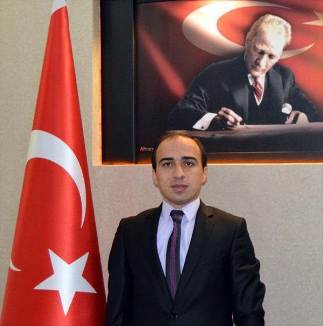 ÖTMEYEN KURBAĞALARIN YAŞADIĞI GÖL, ARAÇ GEÇİŞİNE KAPATILDI
