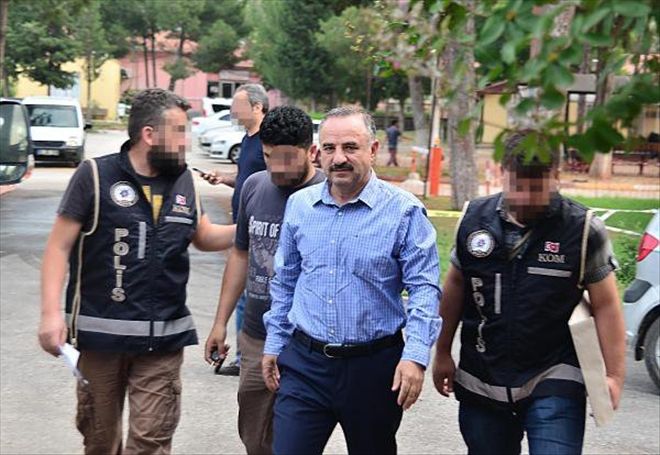ADANA MERKEZLİ 12 İLDE FETÖ-PDY OPERASYONU: 59 GÖZALTI