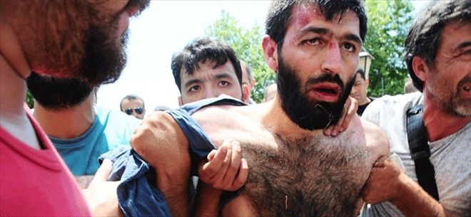 CUMA NAMAZINDA CANLI BOMBA DEHŞETİ
