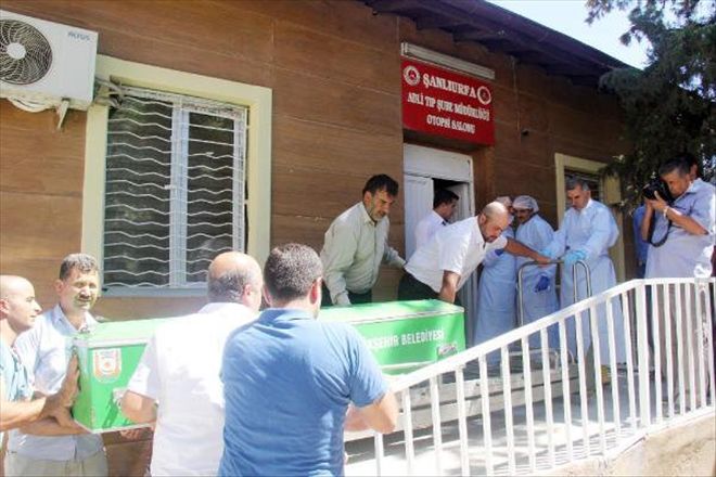 DÜĞÜNDEN NAMAZA YETİŞMEK İSTEYEN İMAM İLE AİLESİ KAZADA ÖLDÜ; 7 ÖLÜ