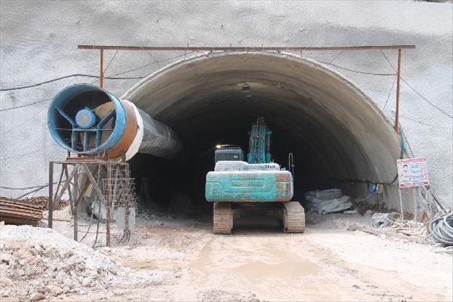 BİMER´E ´TÜNEL İÇİN KAZILAN DAĞIN ALTINDA HAZİNE VAR´ ŞİKAYETİ