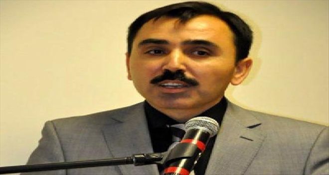 VETERİNERLİK MEZUNU PROFESÖR TIP FAKÜLTESİ´NE VEKALETEN DEKAN OLDU