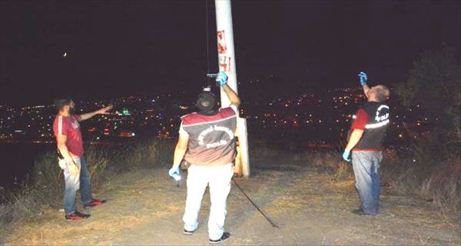KARABÜK´TE TÜRK BAYRAĞI KİMLİĞİ BELİRSİZ KİŞİLERCE GÖNDERDEN İNDİRİLDİ