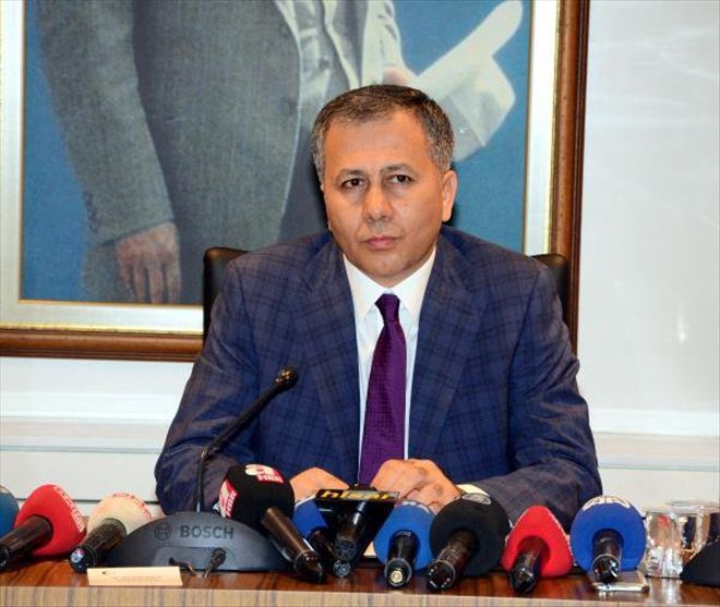 GAZİANTEP´TE FETÖ SORUŞTURMASINDA 1516 KİŞİ AÇIĞA ALINDI, 198 KİŞİ TUTUKLANDI