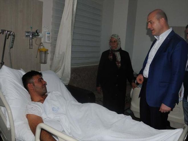 Pkk, Van´da Bombalı Araçla Saldırdı: 50 Yaralı 