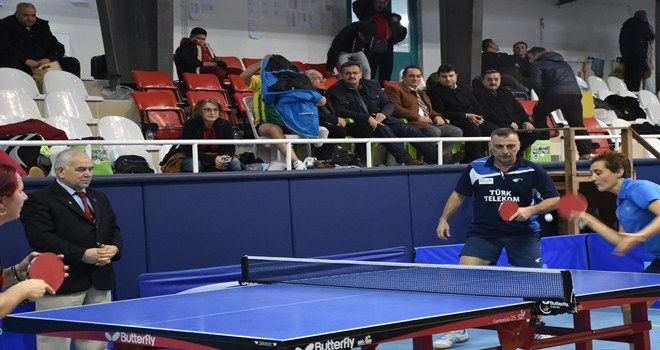 12. VETERAN MASA TENİSİ TURNUVASI SONA ERDİ