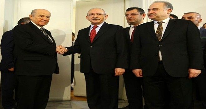 Kılıçdaroğlu ve Bahçeli Meclis´te görüştü