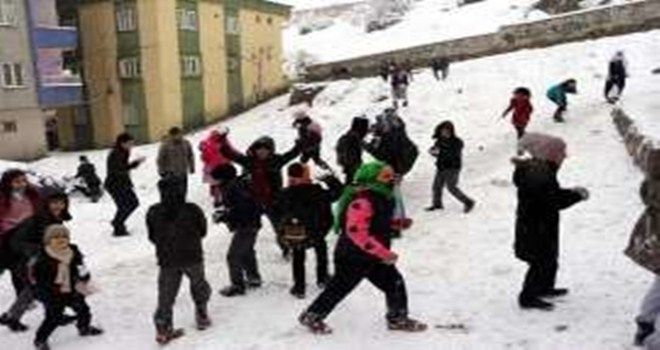 9 Ocak 2017 Pazartesi Okullar tatil olacak mı?