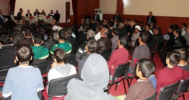 Beypazarı´nda Suriyeli Aileler İle Buluşma Toplantısı Düzenlendi.