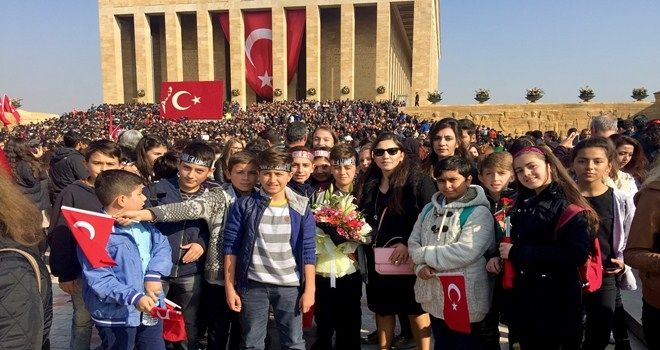 ETİMESGUTLU GENÇLER ATA´SININ İZİNDE