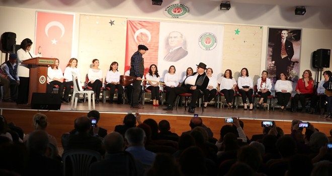 ´NEŞET ERTAŞ´ SAHNEDE!